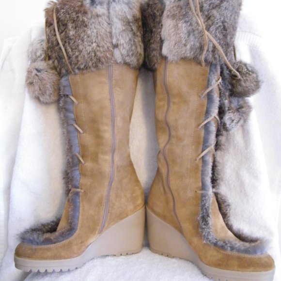Coach Karita Suede and Rabbit Fur ' Real Fur ' Boots , Size US 5 1/2 - Picture 2 of 13